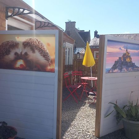 Les Herissons De La Baie Bed & Breakfast Pontorson Exterior photo